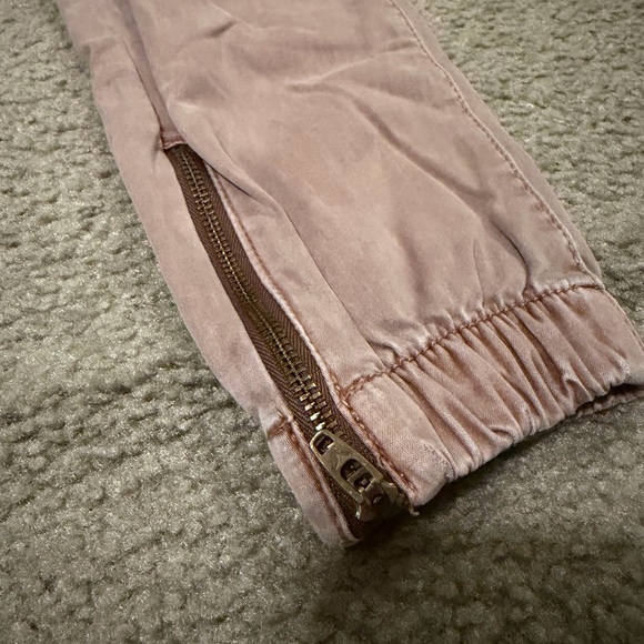 American Eagle Jegging Jogger - Size 00 Short - Picture 6 of 6
